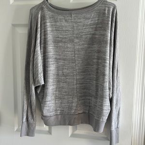 4 for $20/ Medium grey batwing sweater Ana